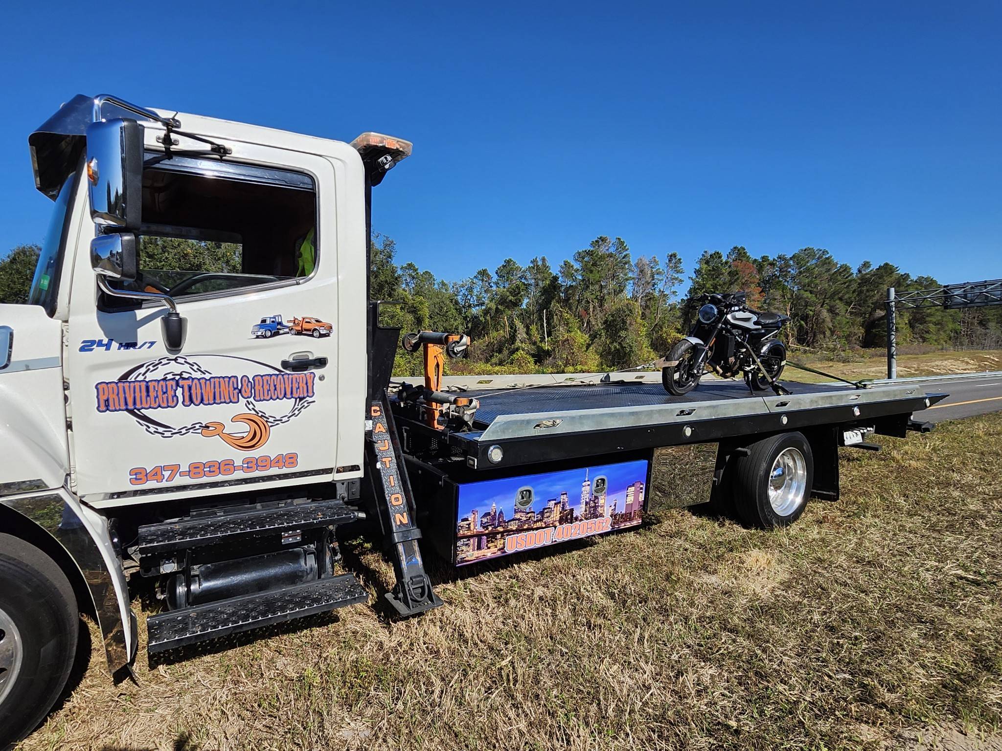Recker Towing & Collision Llc (10)