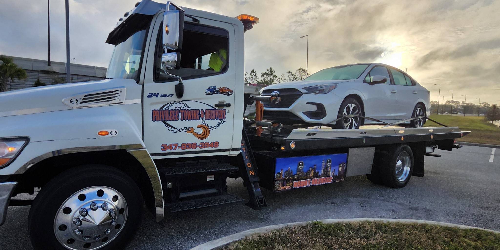 Recker Towing & Collision Llc (6)